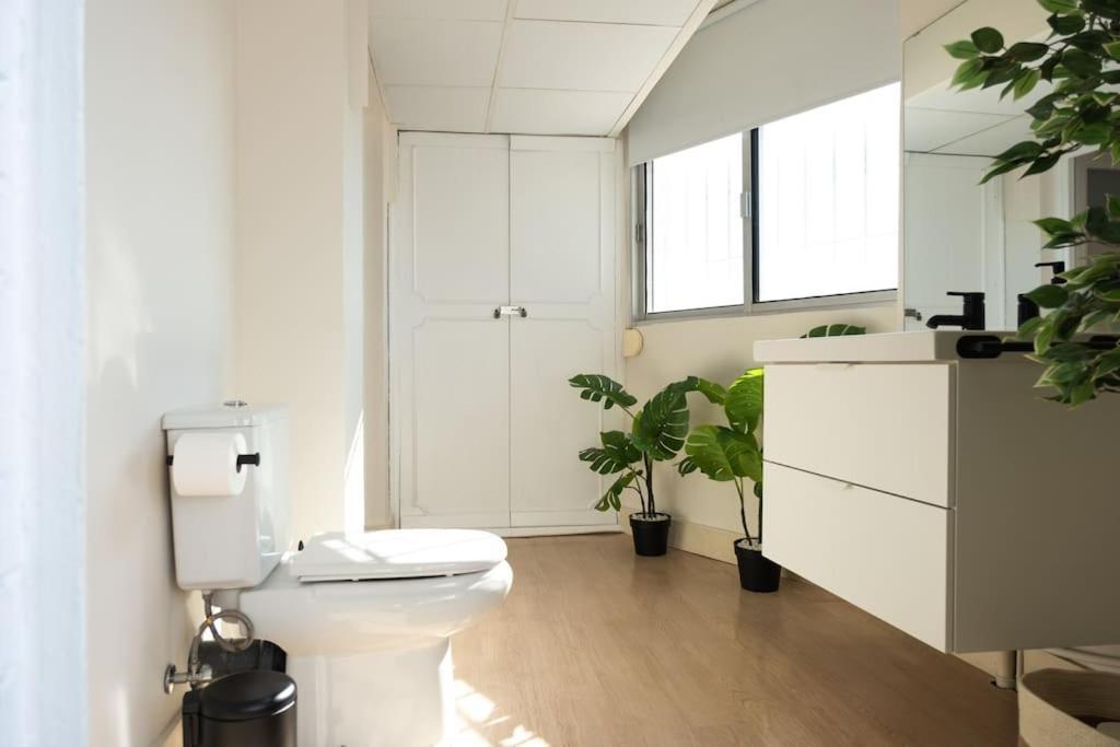 Vista Puerta Jerez Apartment Sevilla Exterior foto